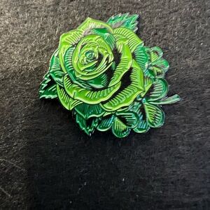 BSC The Irish Rose lapel pin sold out on site